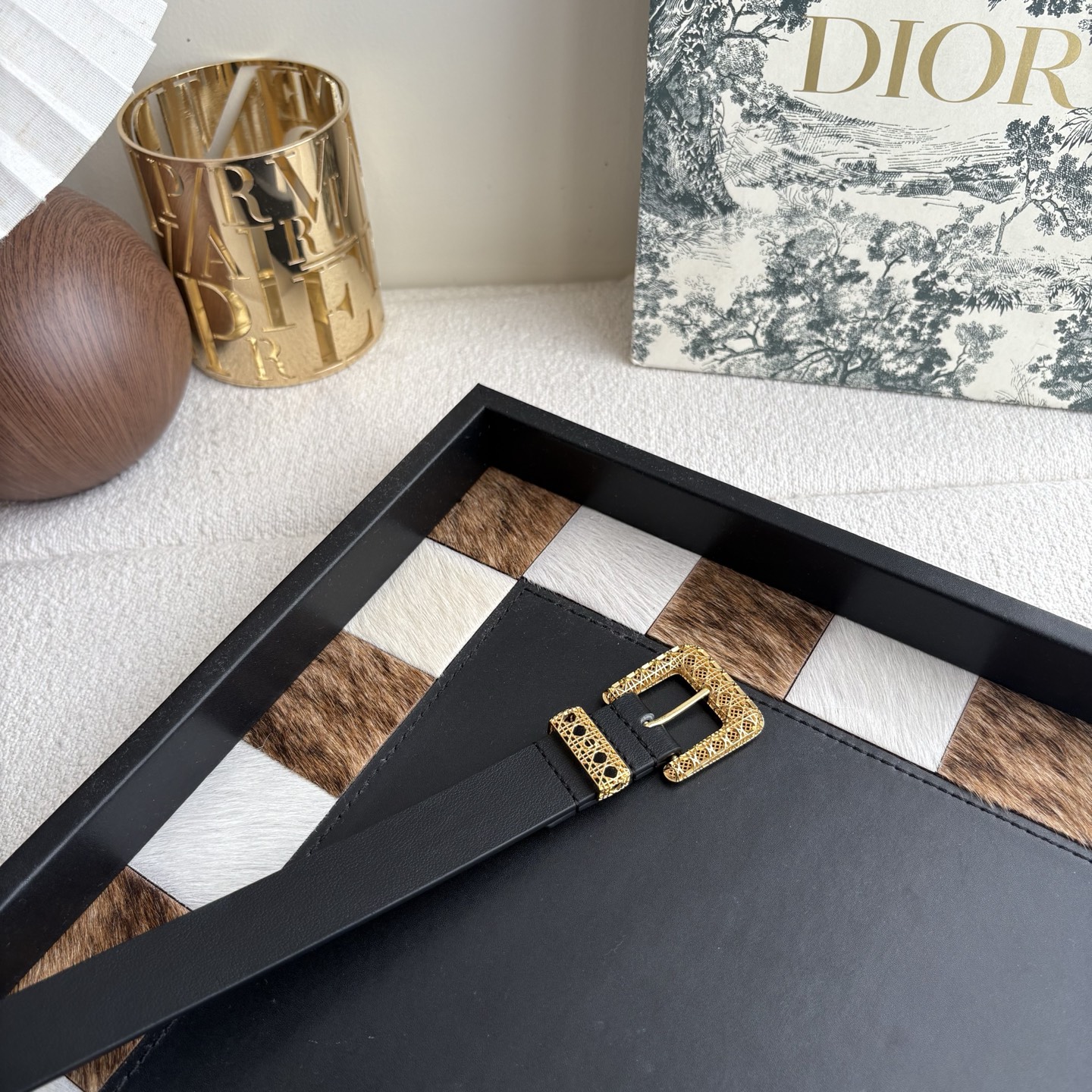 DIOR metal buckle belt（B0745QVWVM900）