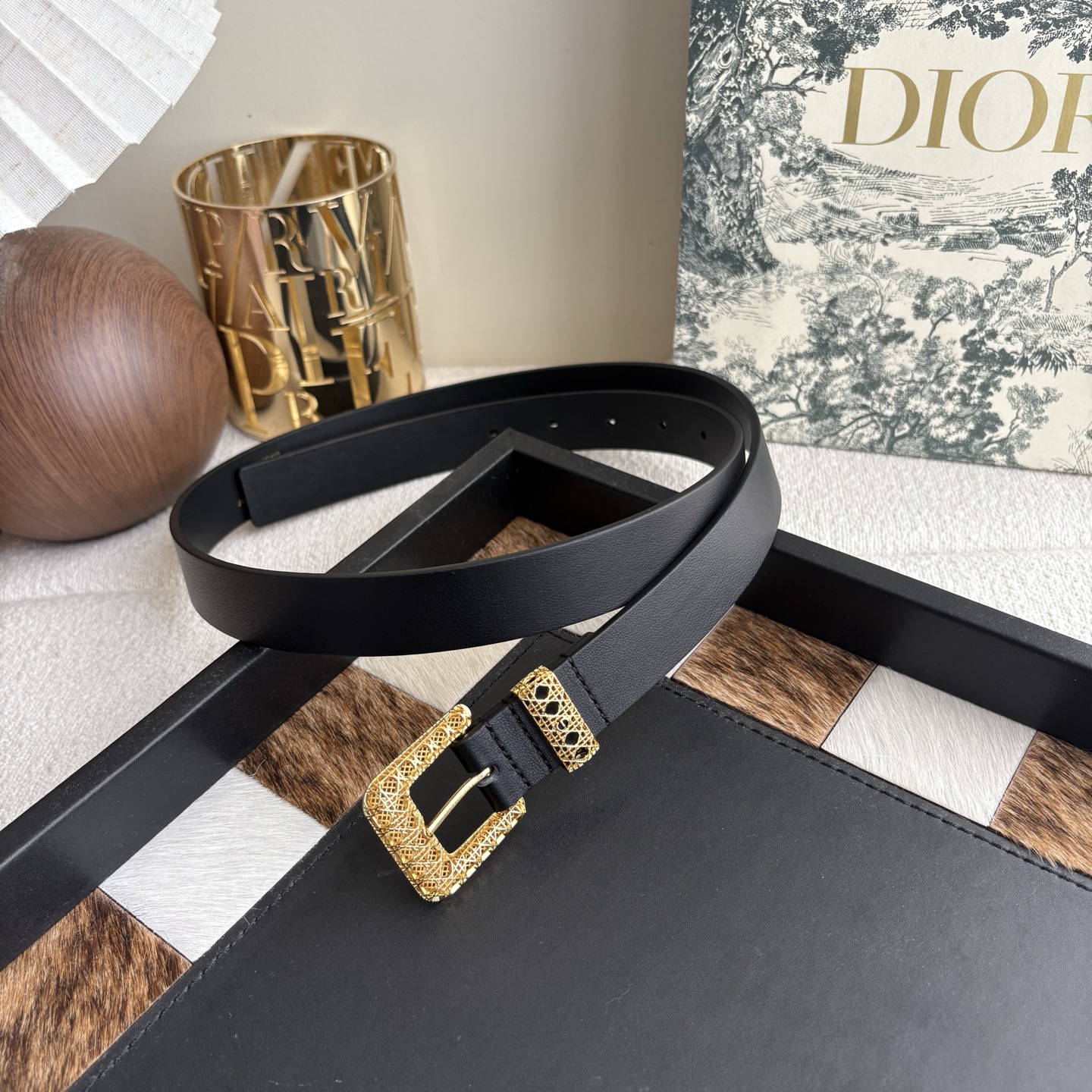 DIOR metal buckle belt（B0745QVWVM900）