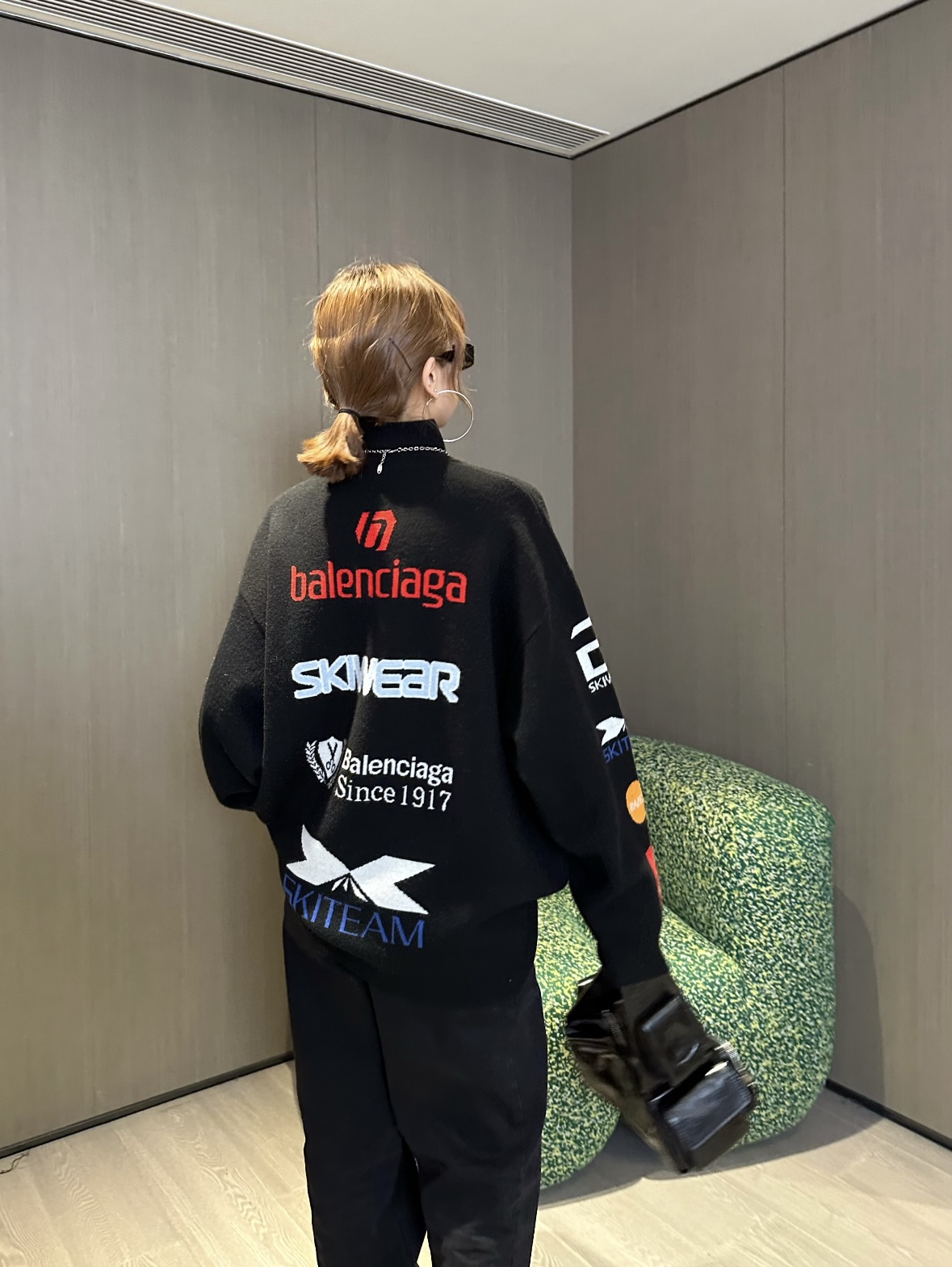 BALENCIAGA Men's Ski Long Sleeve Turtleneck in Black/Multicolor (799917T16962771）