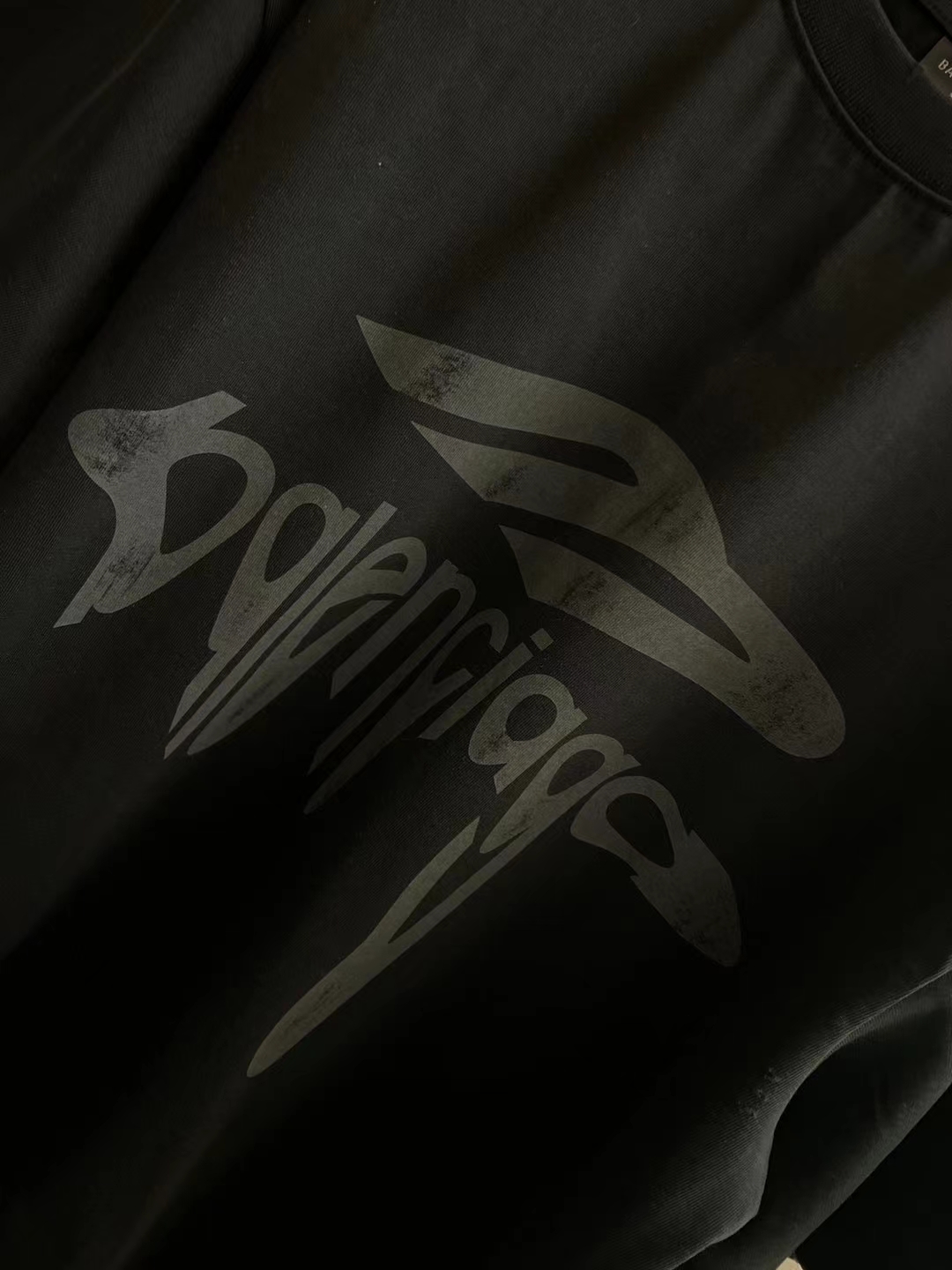 BALENCIAGA Men's 3B Liquefied T-Shirt Oversized "White"（787349TRVS89081）