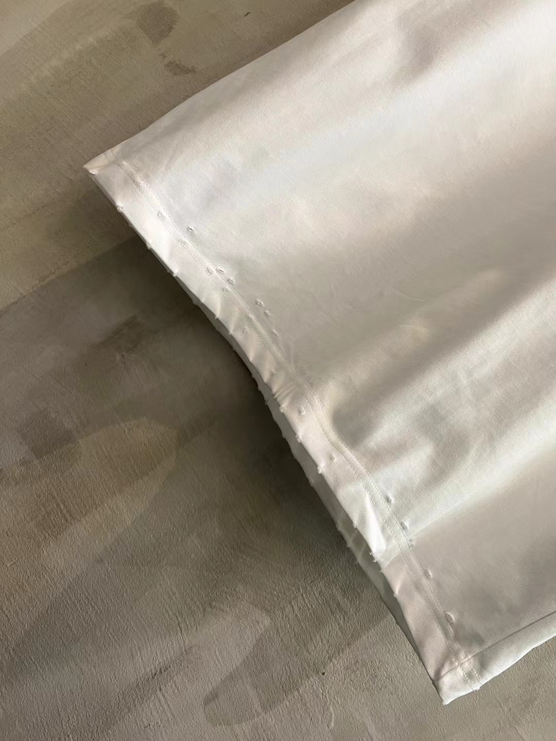 BALENCIAGA Men's 3B Liquefied T-Shirt Oversized "White"（787349TRVS89081）