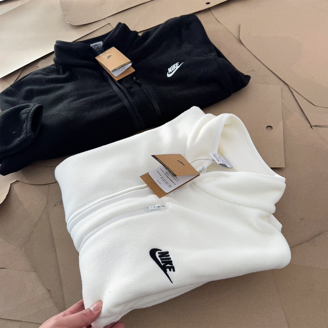 Nike Sportswear Club Men's Fleece Jacket (FZ0889-010）