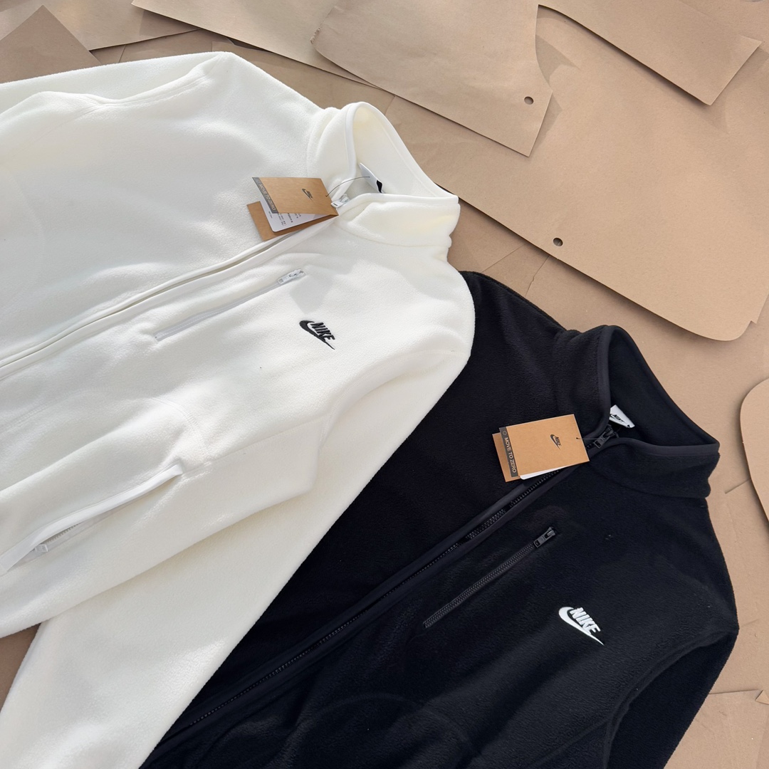 Nike Sportswear Club Men's Fleece Jacket (FZ0889-010）