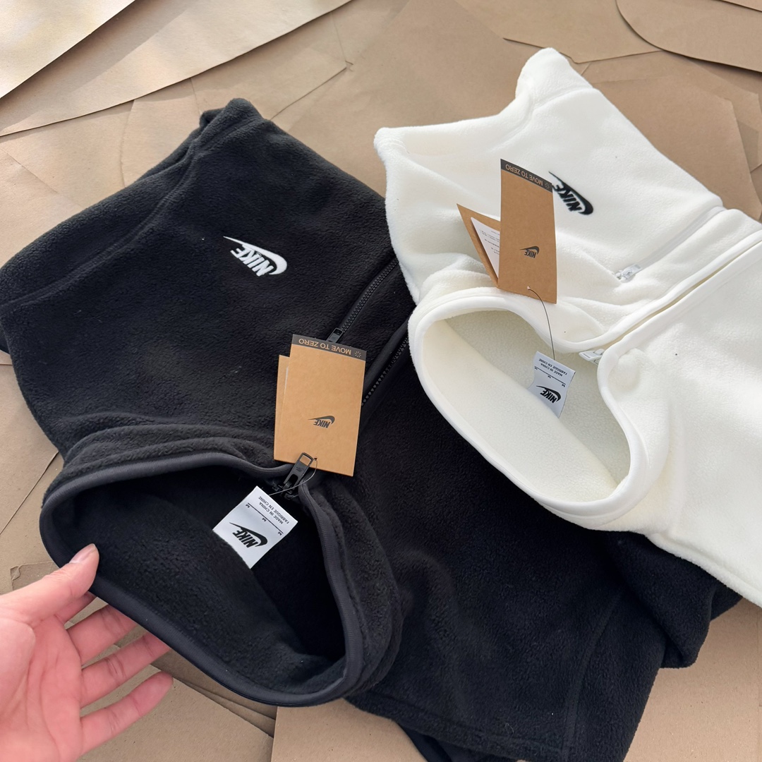 Nike Sportswear Club Men's Fleece Jacket (FZ0889-010）