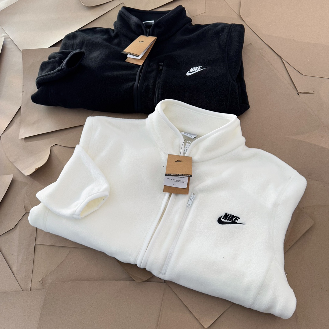 Nike Sportswear Club Men's Fleece Jacket (FZ0889-010）