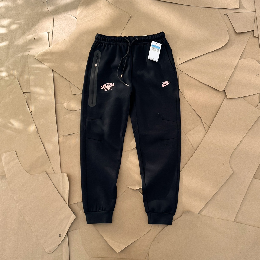 Nike x Central Cee Tech Fleece Jogger Pants "Black"（HQ3749-010）