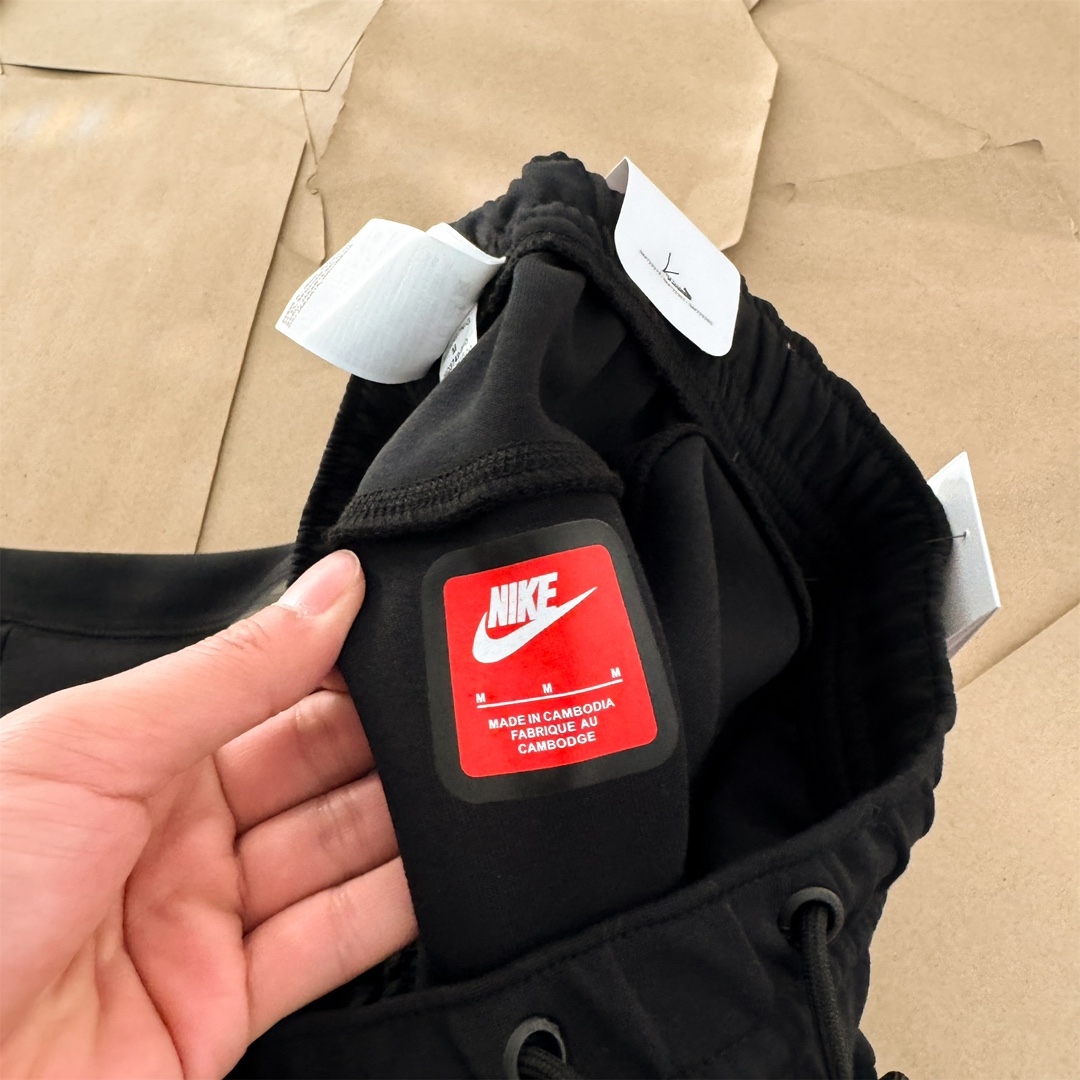 Nike x Central Cee Tech Fleece Jogger Pants "Black"（HQ3749-010）