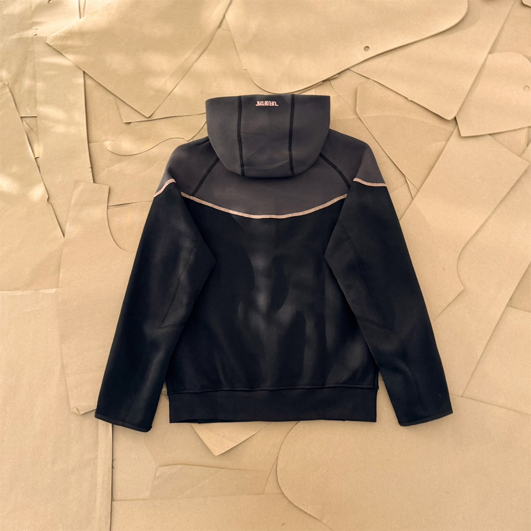 Nike x Central Cee Tech Fleece Windrunner "Black/Anthracite"（HQ3748-010）