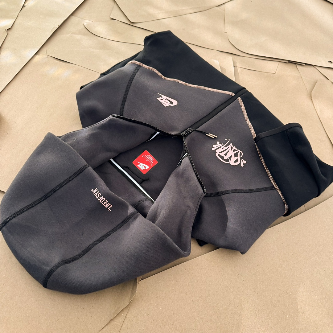 Nike x Central Cee Tech Fleece Windrunner "Black/Anthracite"（HQ3748-010）