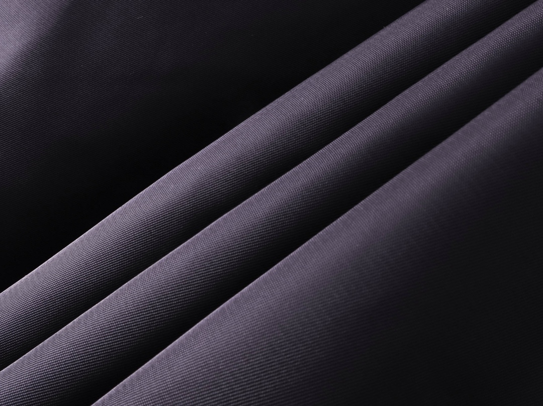 BALENCIAGA Men's Lion Club Varsity Jacket in Black（814123TRO511000）