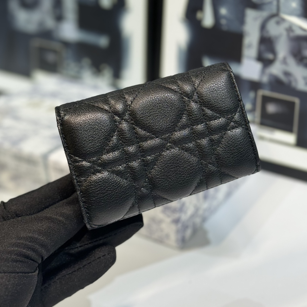 Dior Caro Cannage Bifold Coin Case in Black Leather（S5132UWHC-M900）