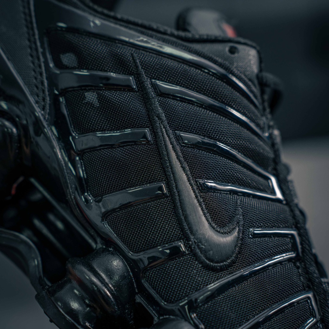 Nike Shox TL "Black/Metallic Hematite/Max Orange/Black"（AV3595-002）