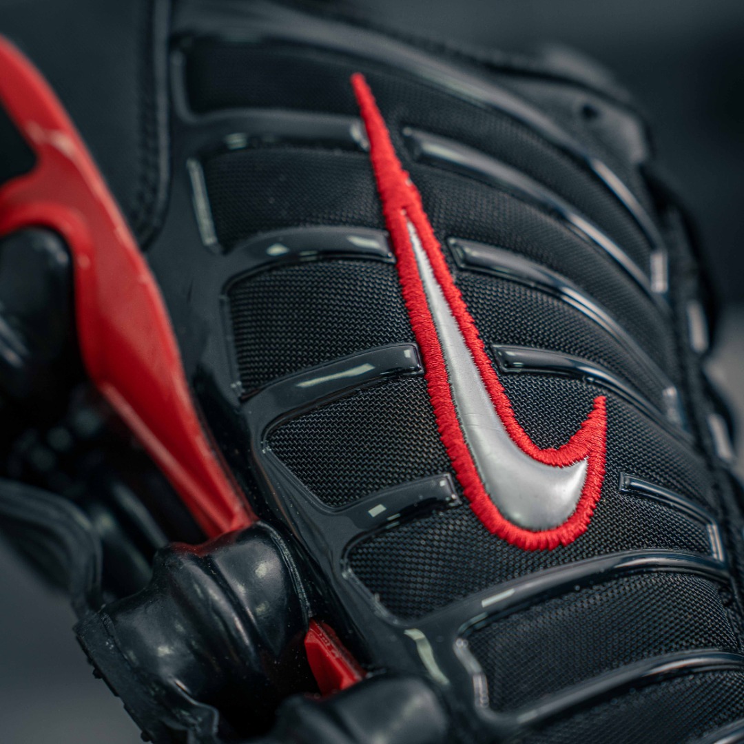 Nike Shox TL "Black/University Red/Metallic Silver"（CN0151-003）