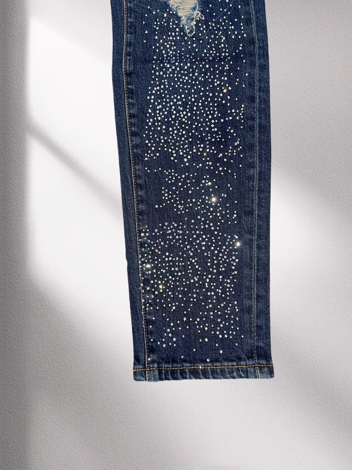 Amiri Jeans (AMDNSY1072-949）