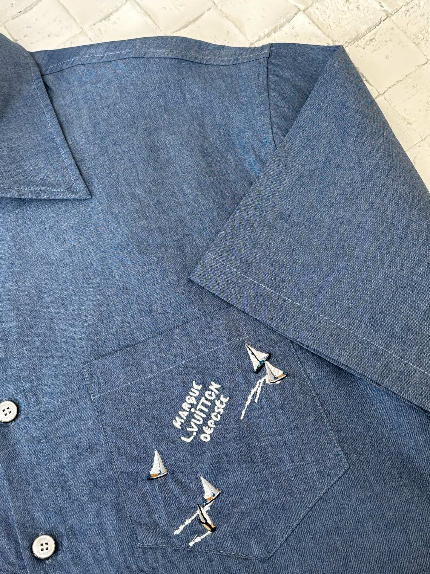 Louis Vuitton Embroidered Short Sleeve Yacht Shirt（1AHVW0）