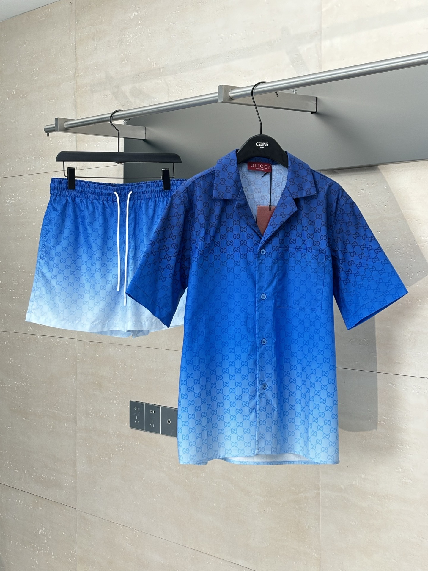 LOUIS VUITTON  Printed cotton poplin bowling shirt in gradient blue（794907-ZAS8E-4373）