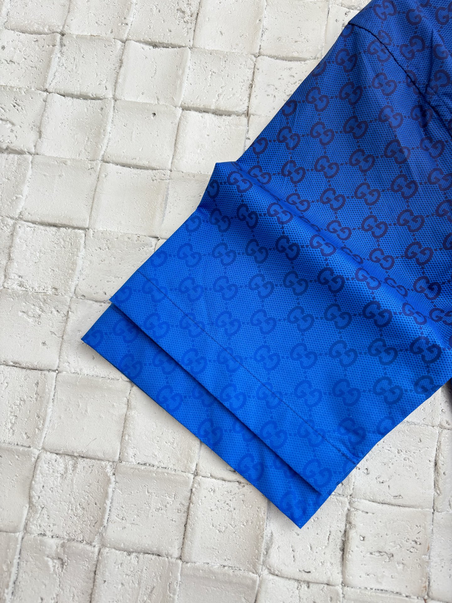 LOUIS VUITTON  Printed cotton poplin bowling shirt in gradient blue（794907-ZAS8E-4373）