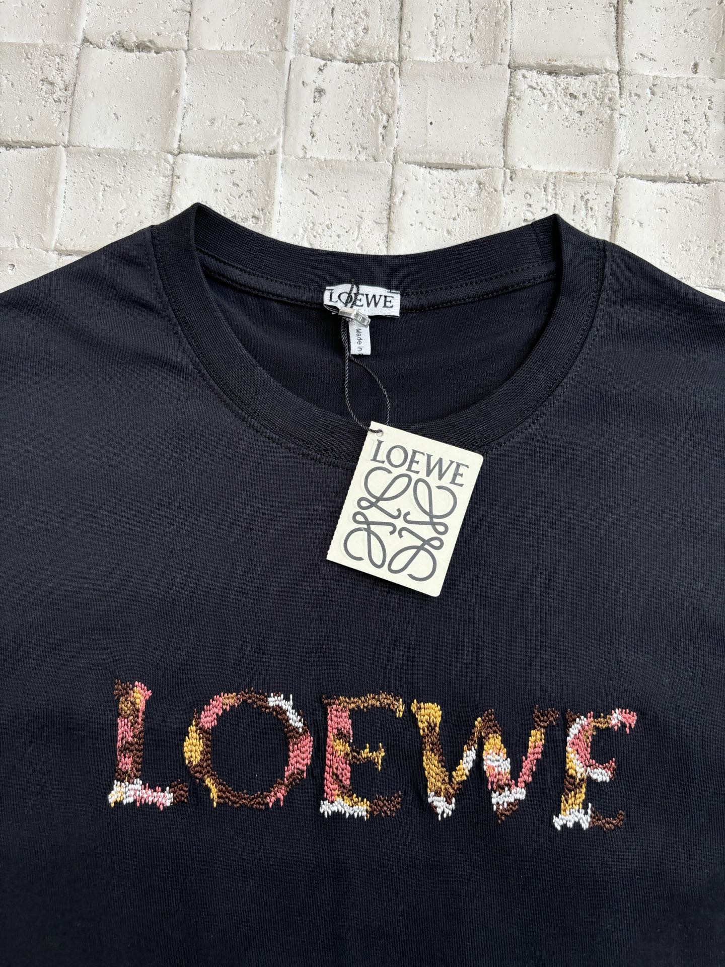 LOEWE Relaxed fit T-shirt in cotton Black（H526Y22XCM-1100）