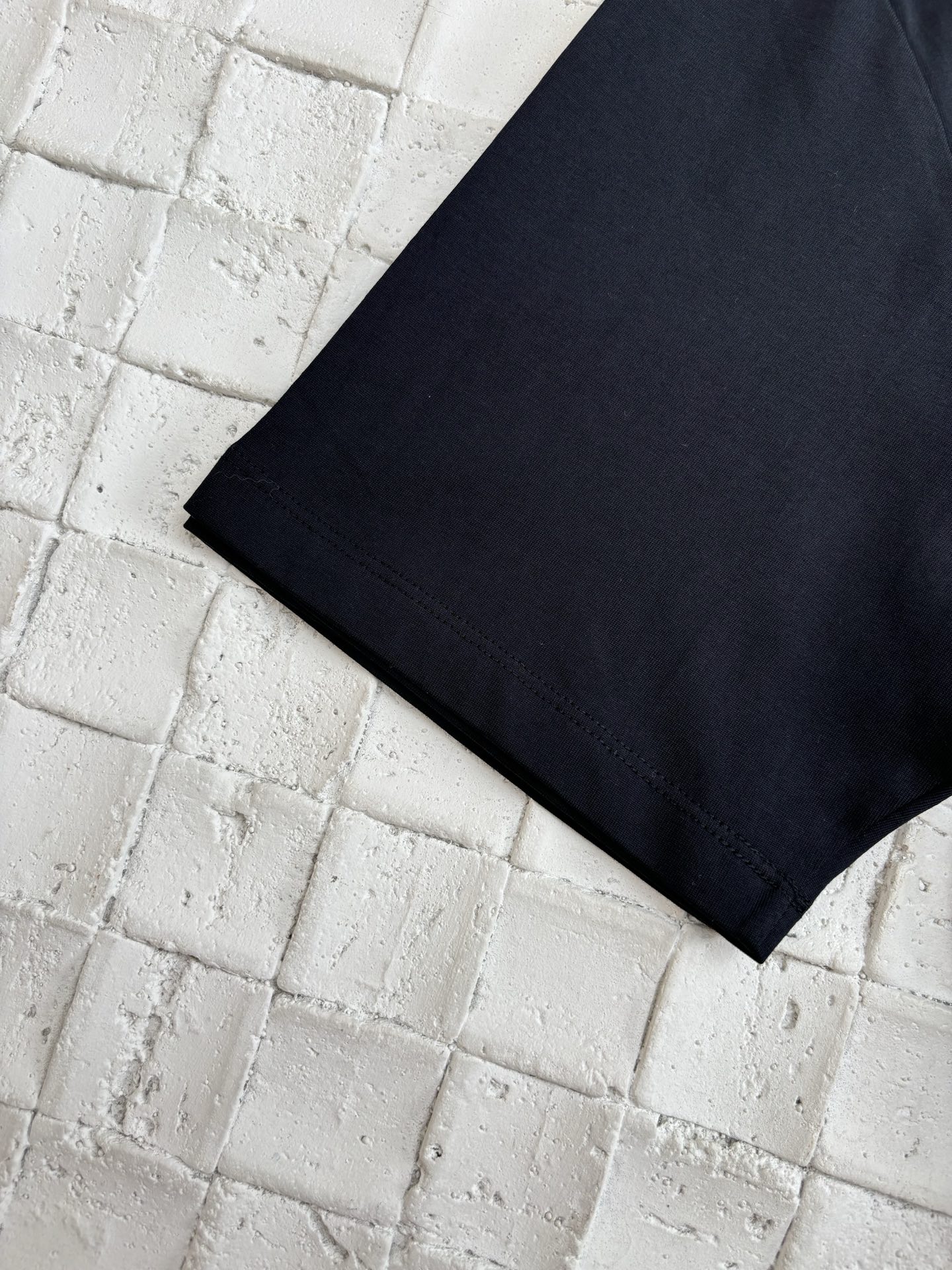 LOEWE Relaxed fit T-shirt in cotton Black（H526Y22XCM-1100）