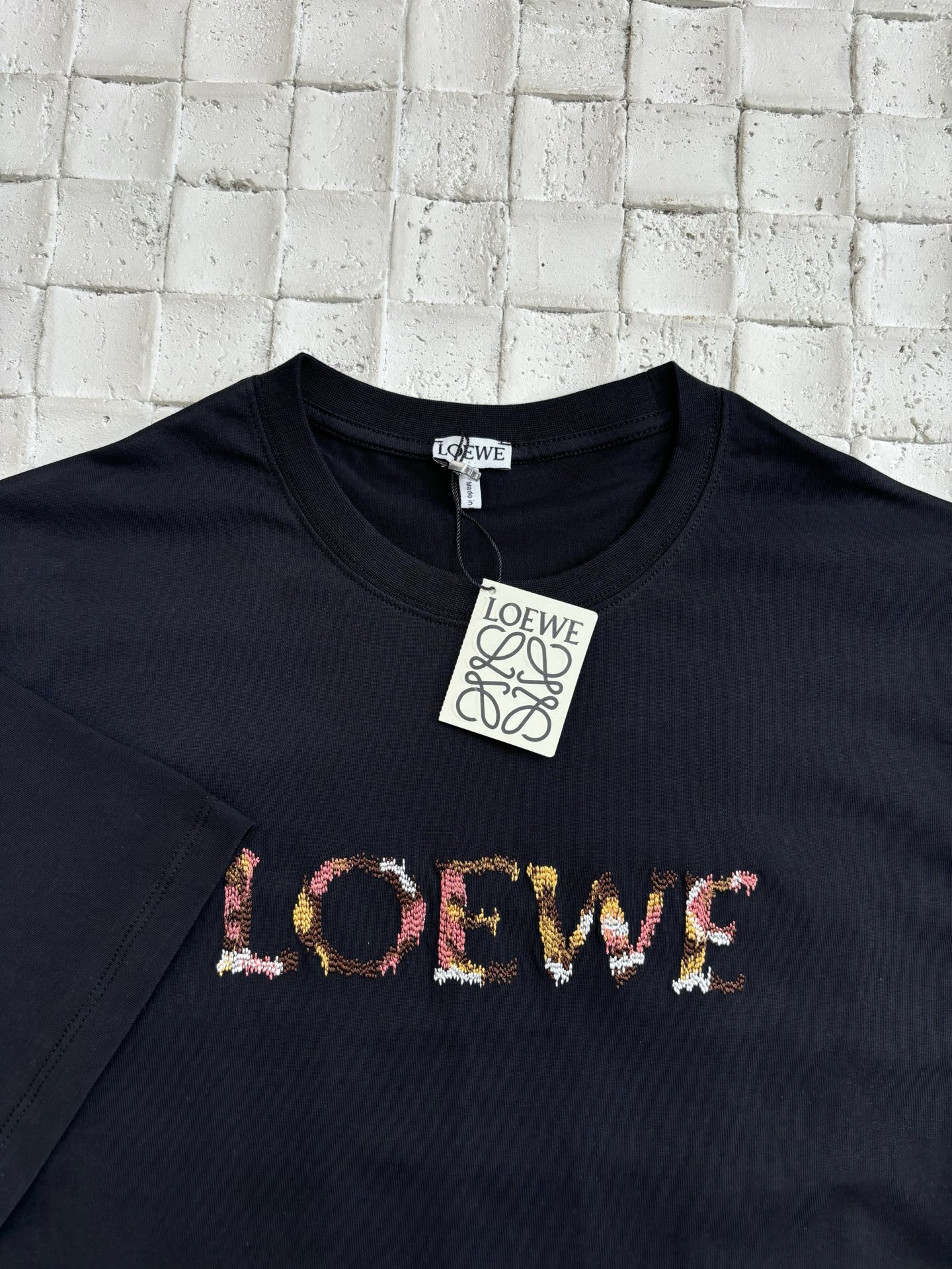 LOEWE Relaxed fit T-shirt in cotton Black（H526Y22XCM-1100）