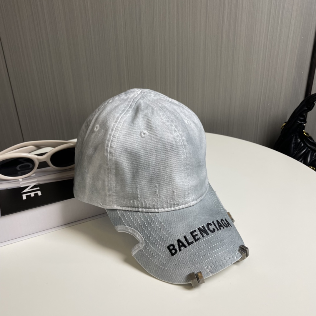 Balenciaga baseball cap（766859410B29060）