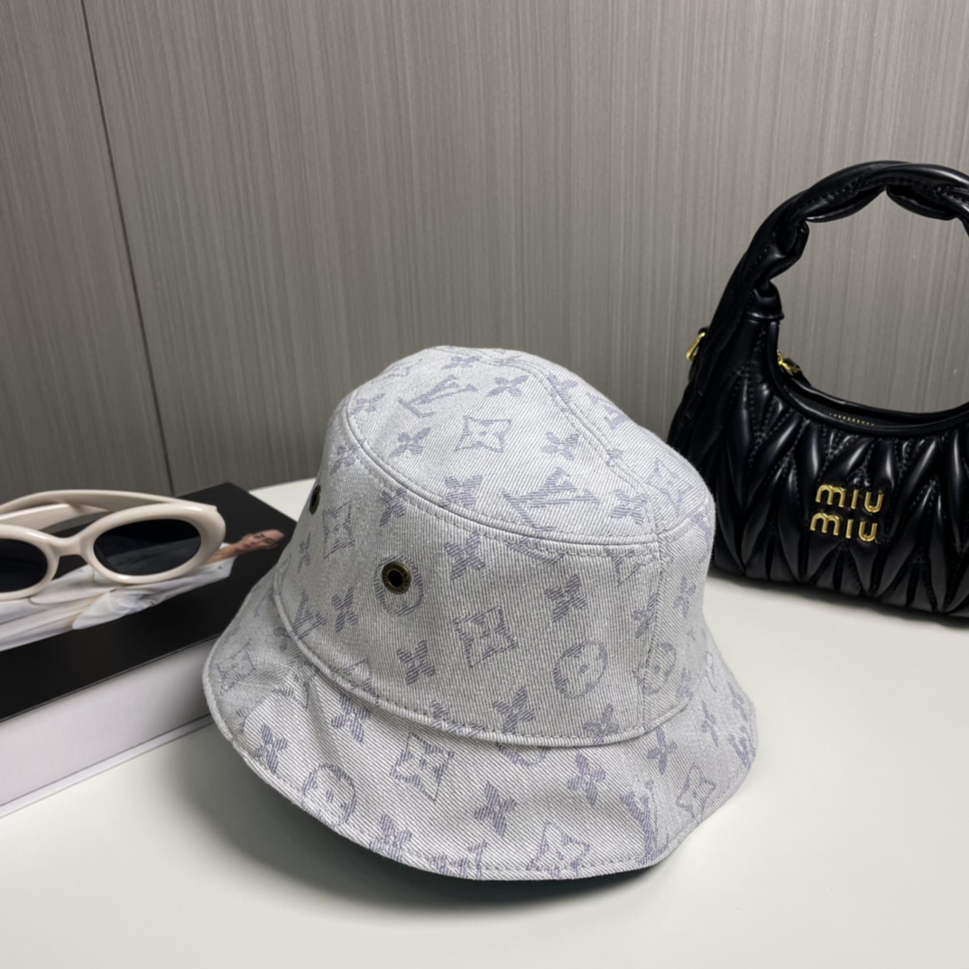 LOUIS VUITTON Double-sided bucket hat（M76212）