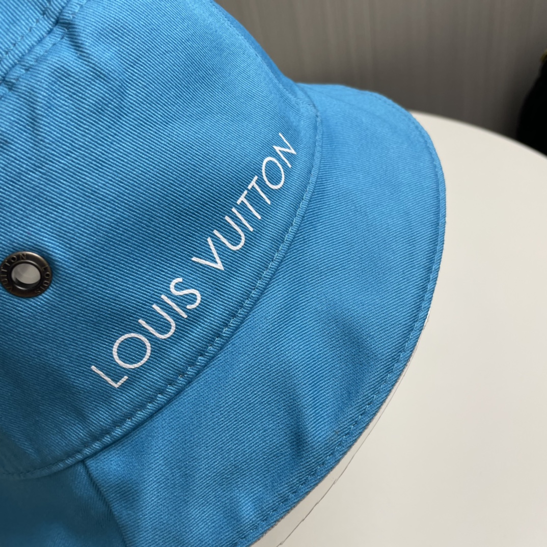 LOUIS VUITTON Double-sided bucket hat（M76212）