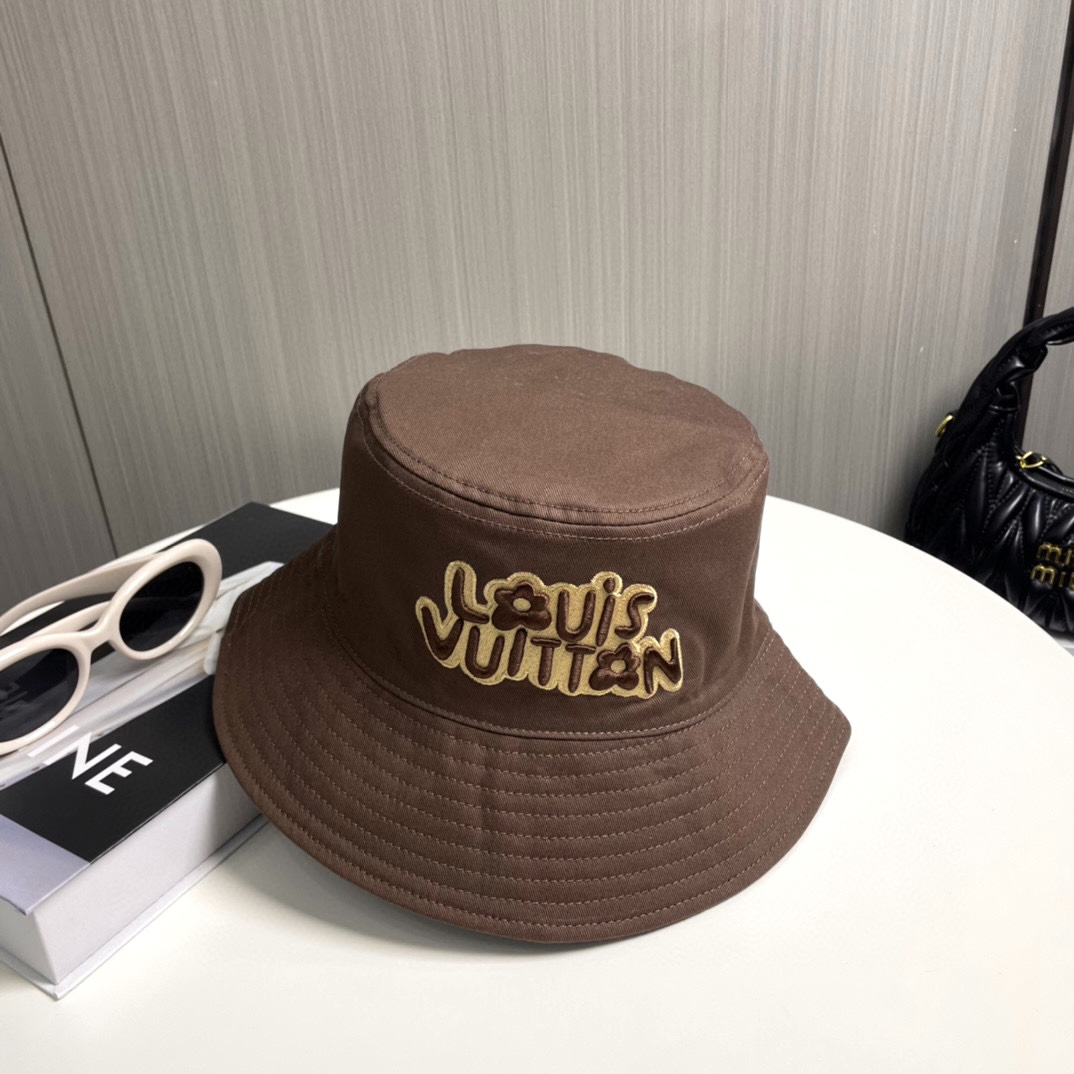 LOUIS VUITTON Double-sided bucket hat（M7466M）
