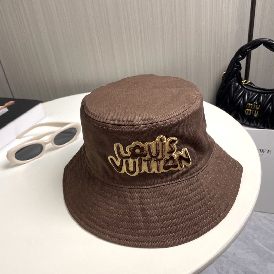 LOUIS VUITTON Double-sided bucket hat（M7466M）