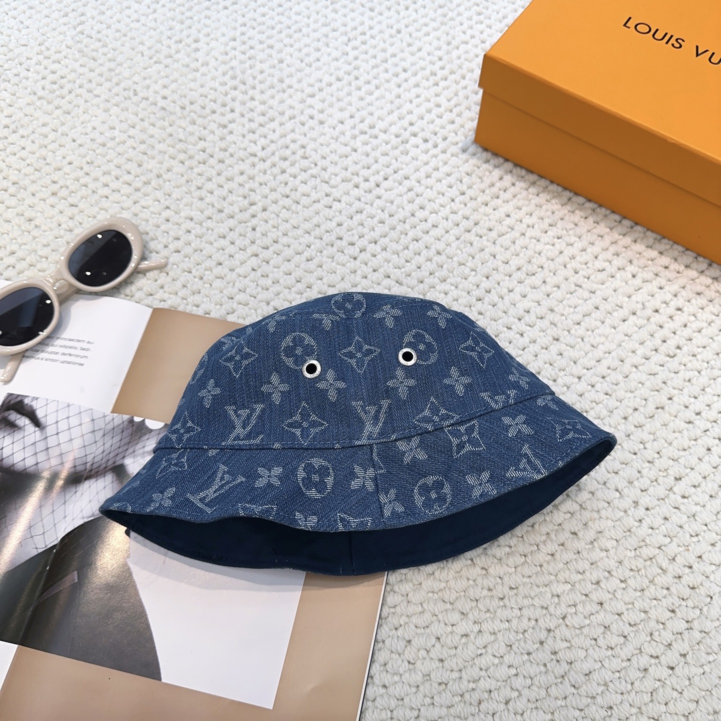 Louis Vuitton Monogram Essential Bucket Hat（M78772）