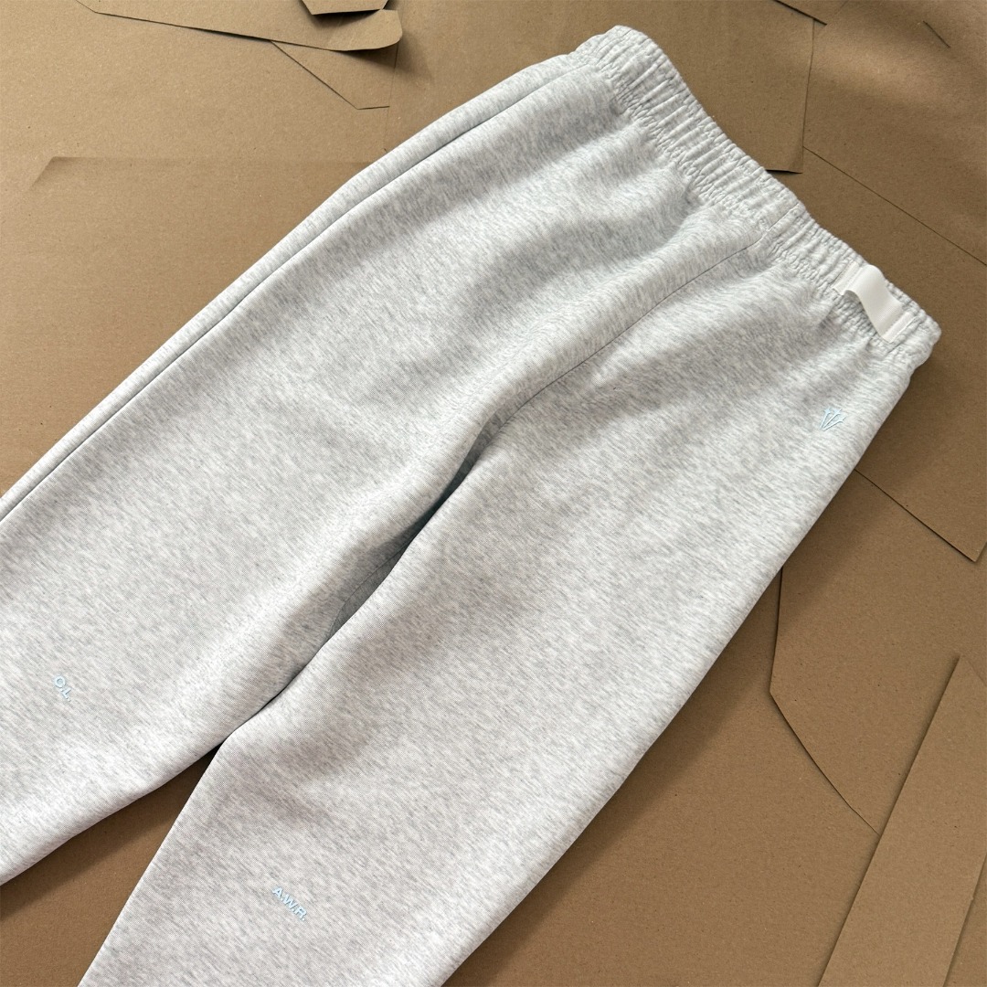 Nike x NOCTA Drake Track Pants with Fleece Lining (DX2840）