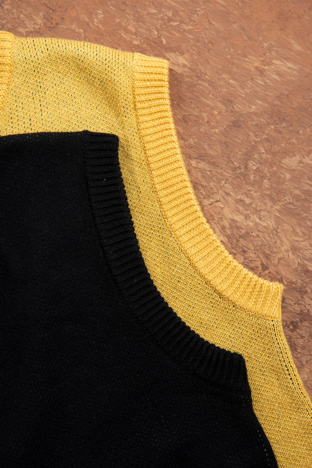 Supreme 25ss x Nike Sweater Vest（SUP-SS25-221）