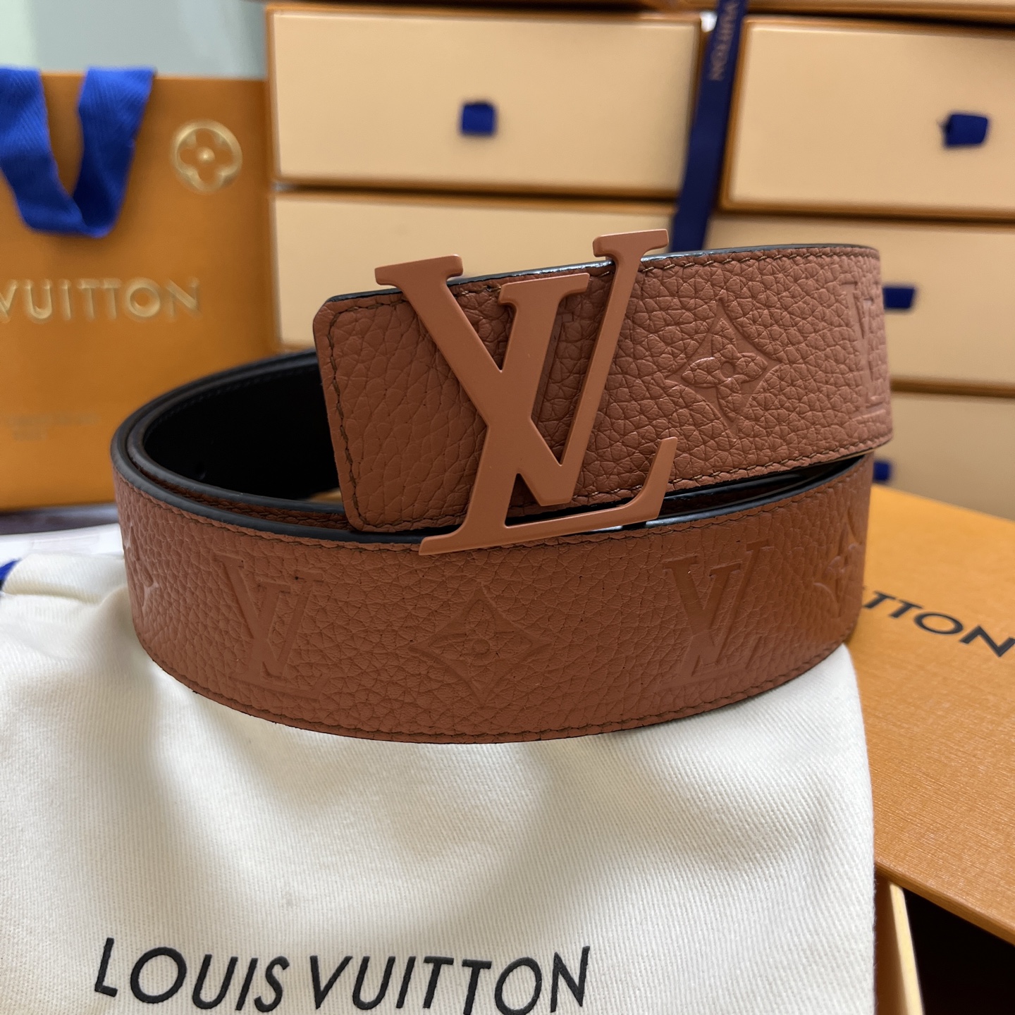 Louis Vuitton Initiales Taurillon Monogram 40mm leather jacket（M4512V）