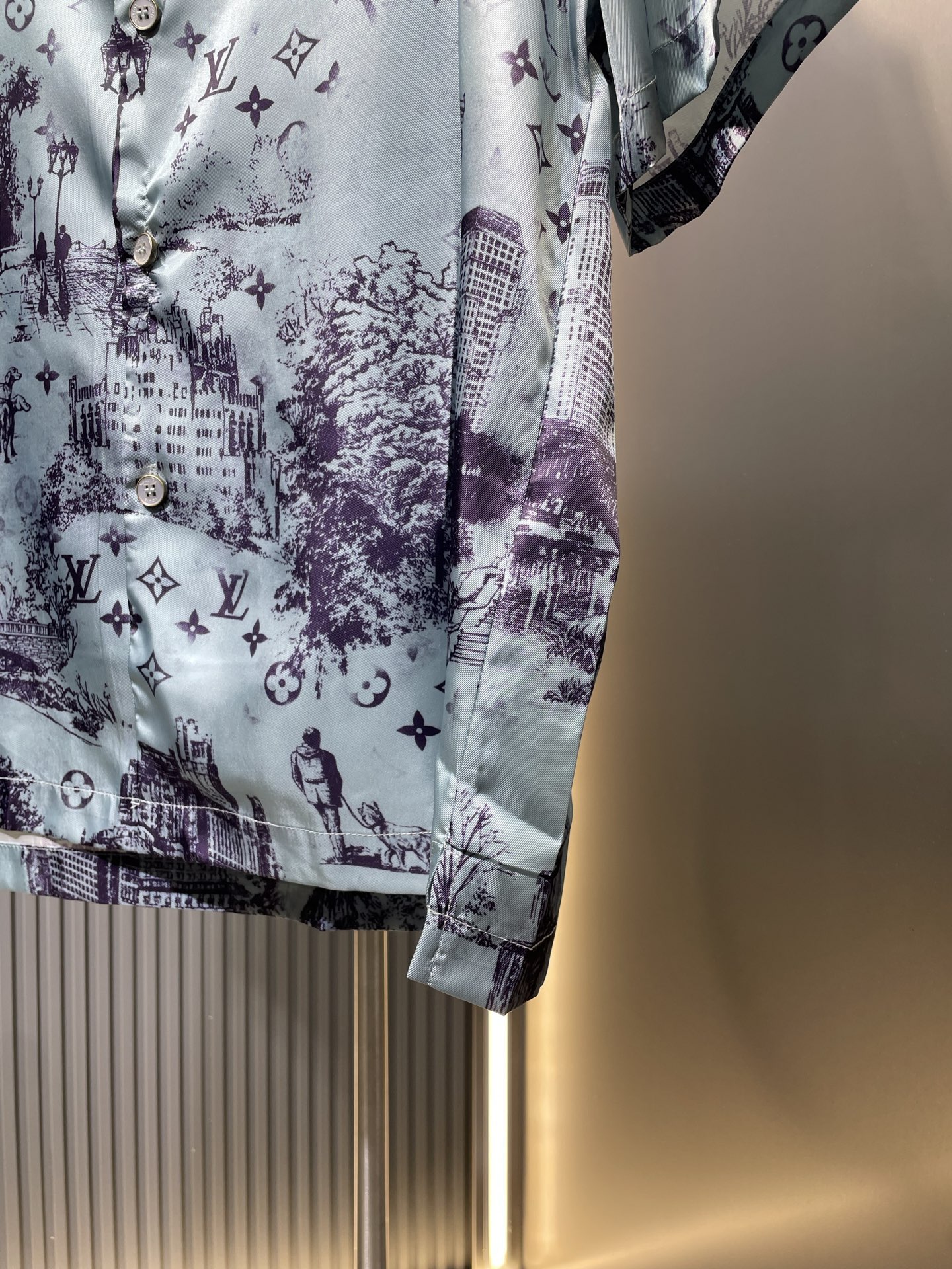 Louis Vuitton Silk Shirt（1AGJO6）
