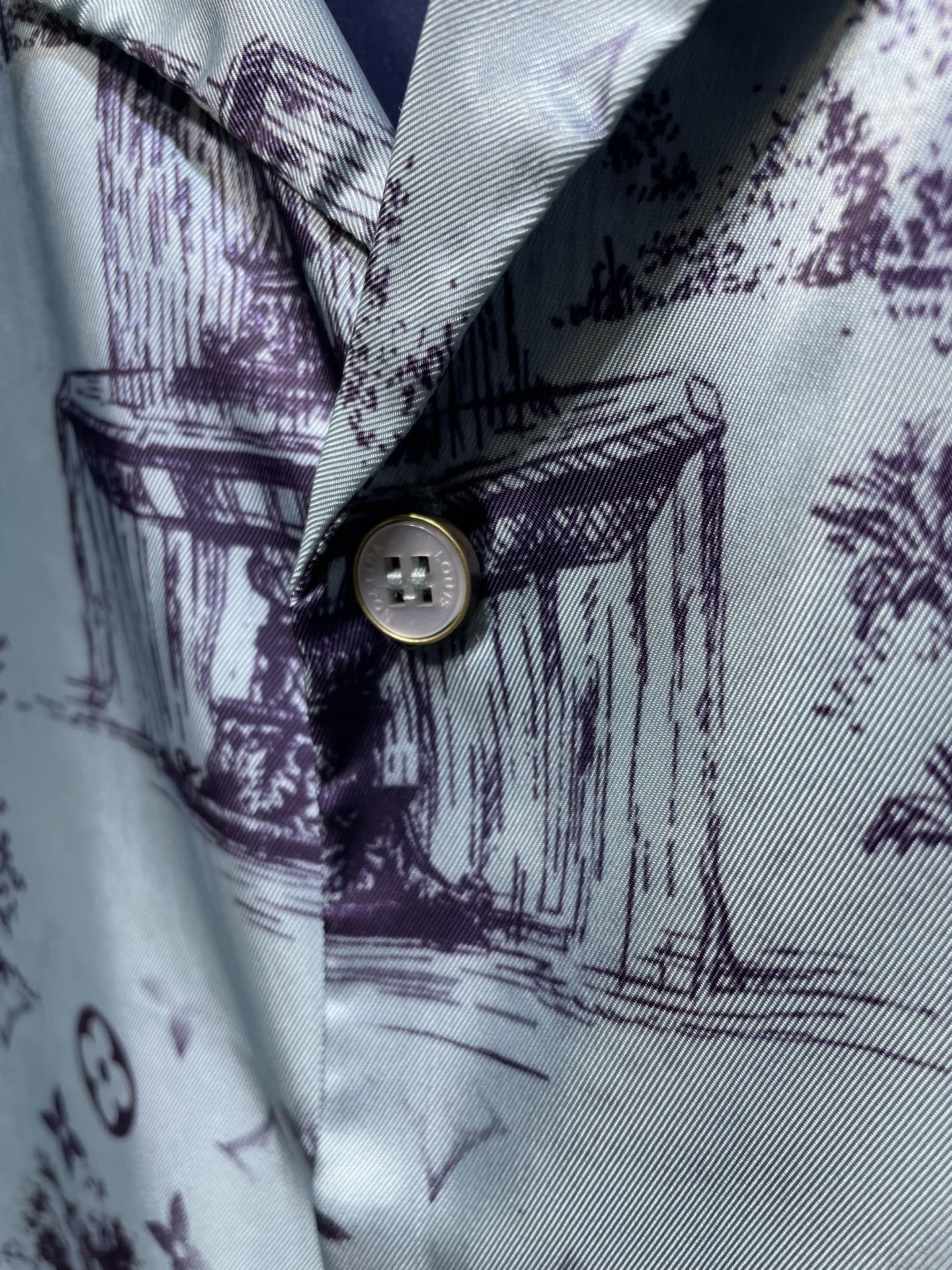 Louis Vuitton Silk Shirt（1AGJO6）