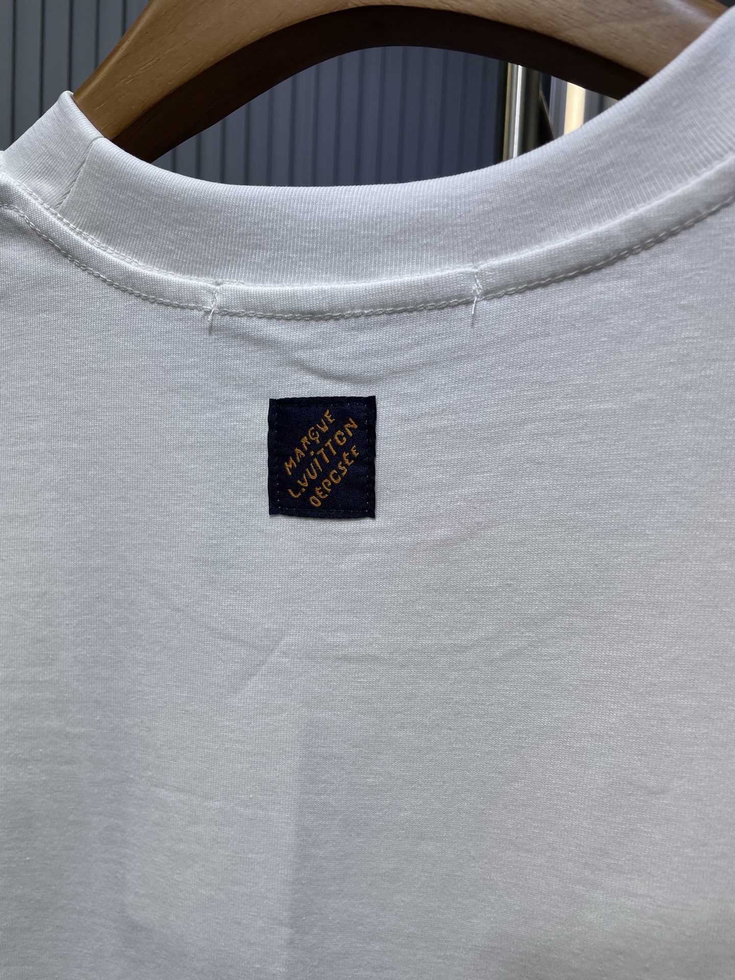 Louis Vuitton 3D Gradient Print T-shirt White（1AGTRK）