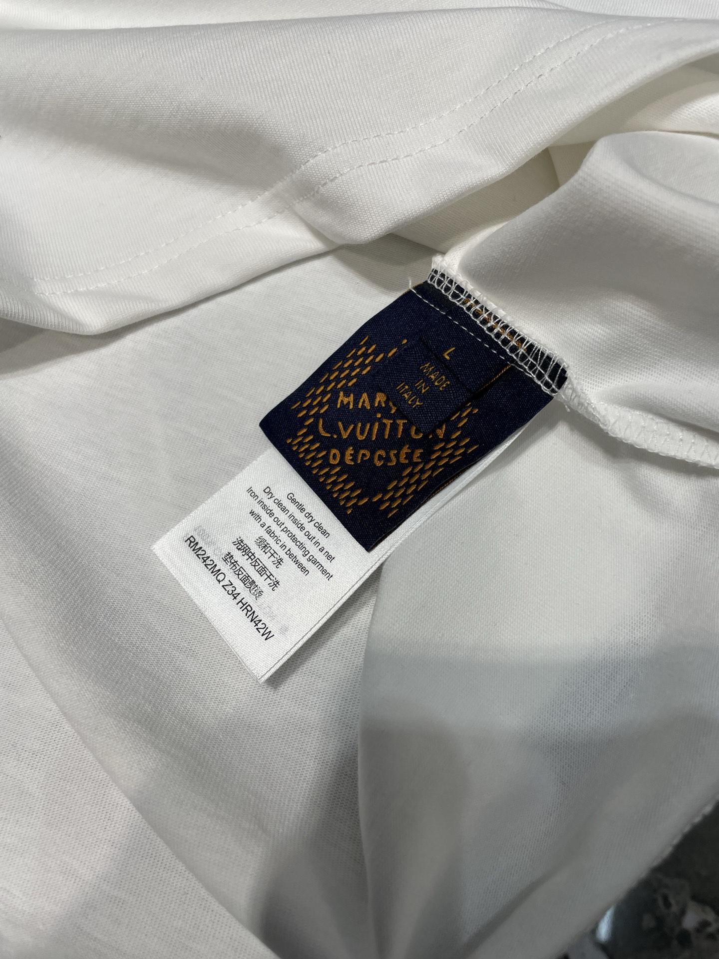 Louis Vuitton 3D Gradient Print T-shirt White（1AGTRK）