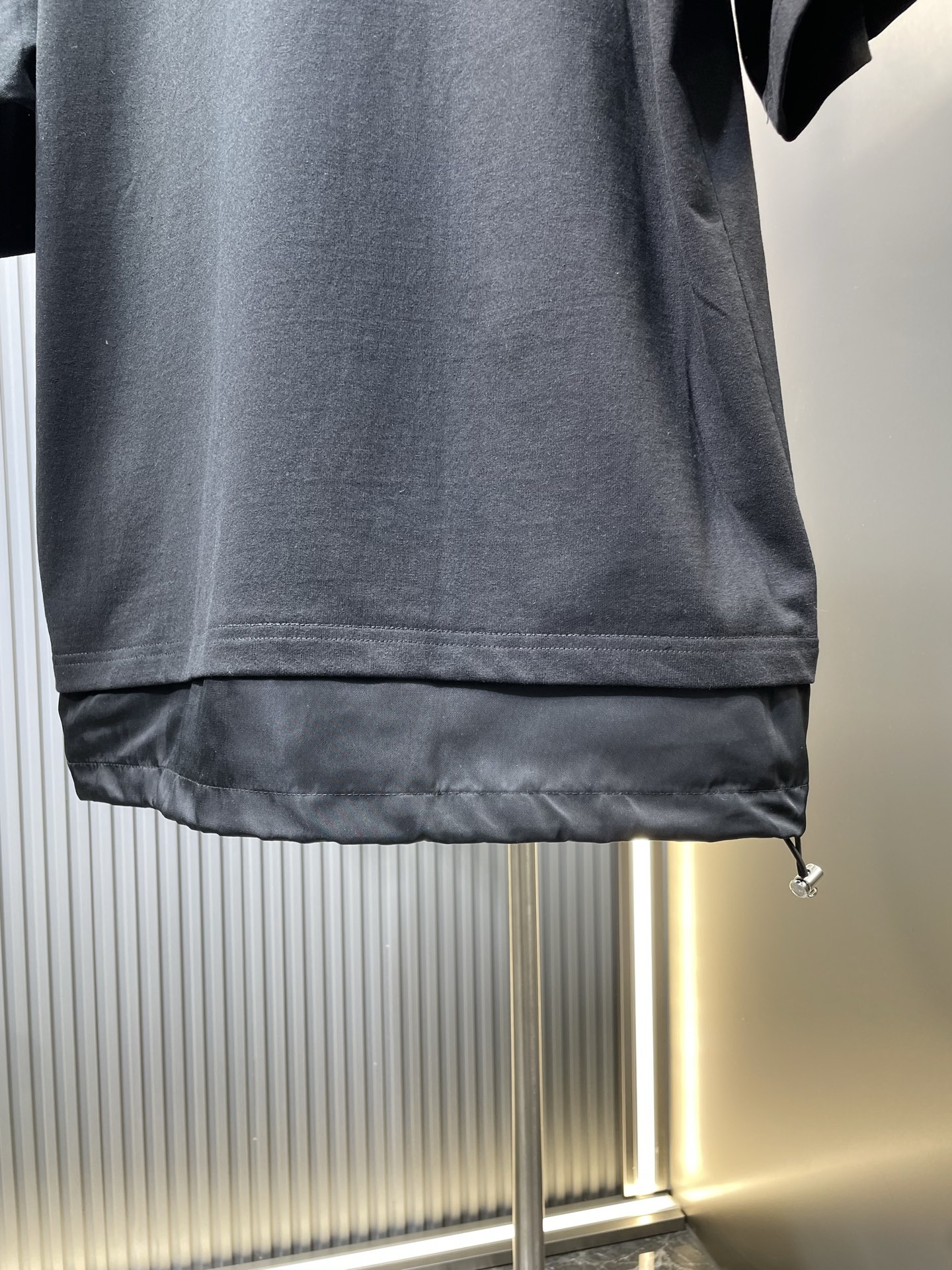 PRADA Crew neck short sleeve T-shirt（UJN742-10VP-F0806-S-202）