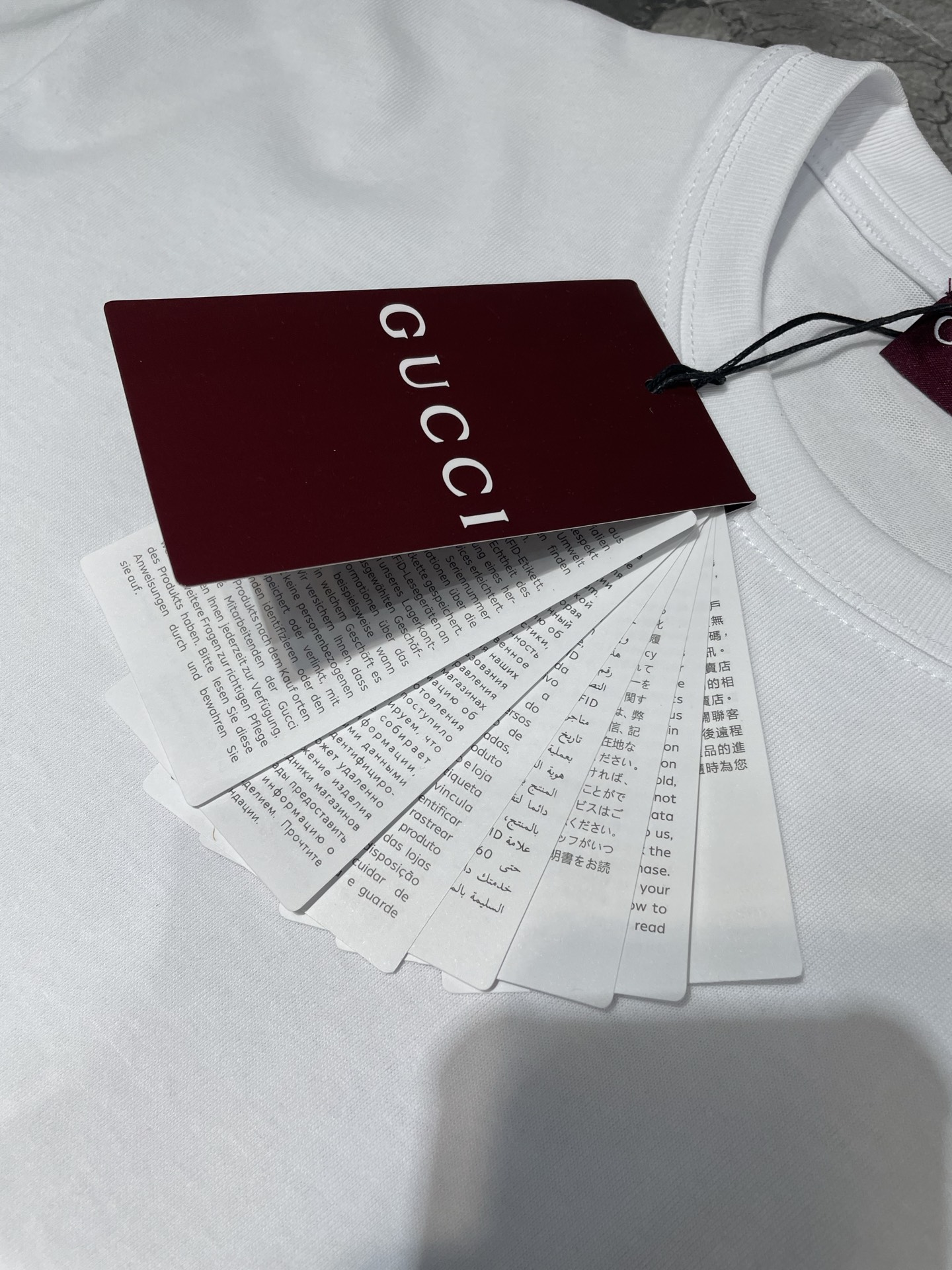 GUCCI T-Shirt（796395-XJG29-9692）