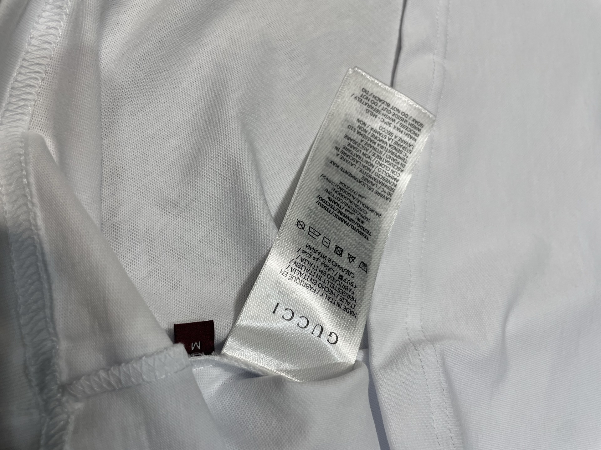 GUCCI T-Shirt（796395-XJG29-9692）