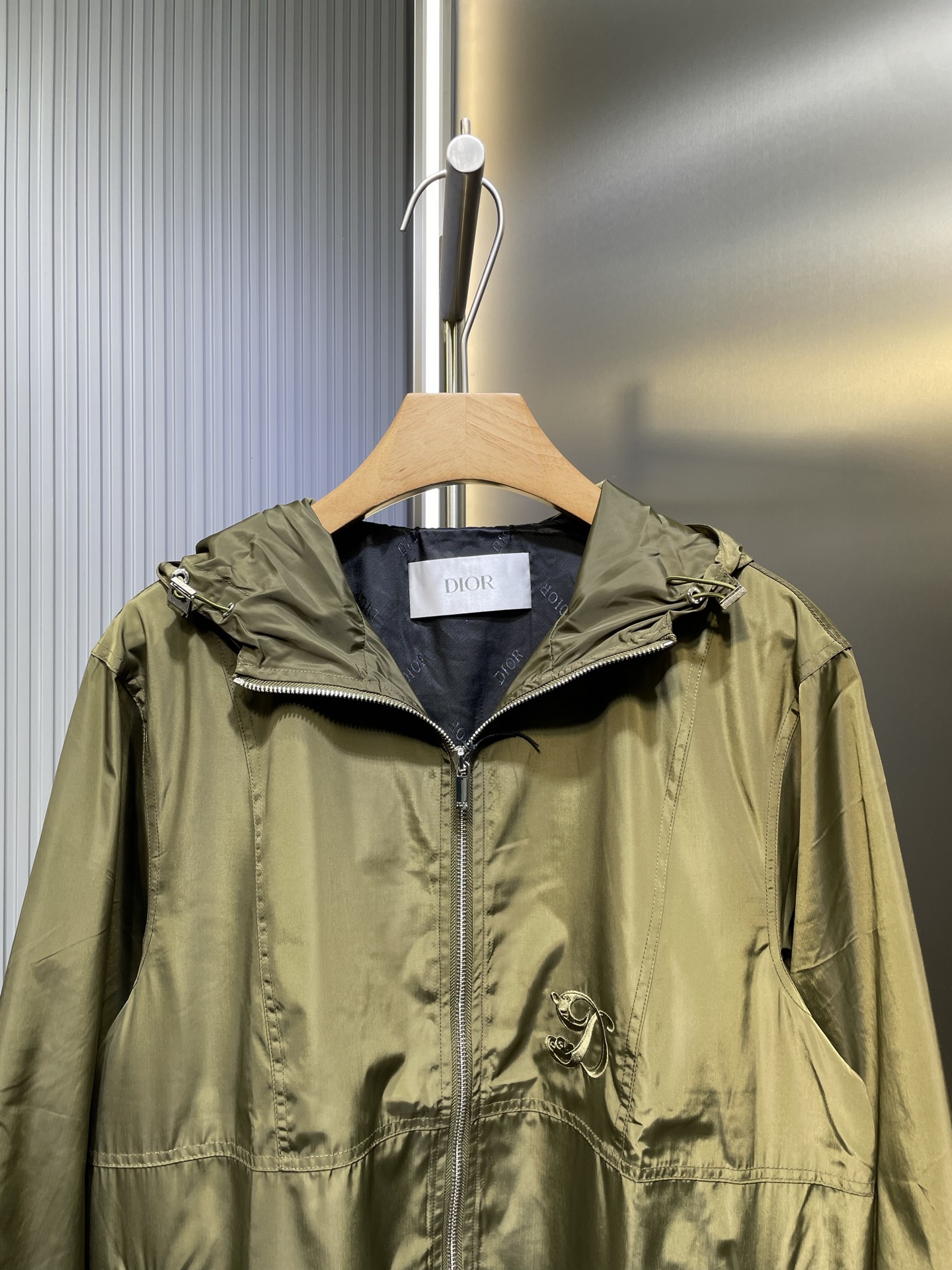 DIOR 21SS KENNY SCHARF nylon zip-up hooded jacket in navy（013C402H5149-C535）