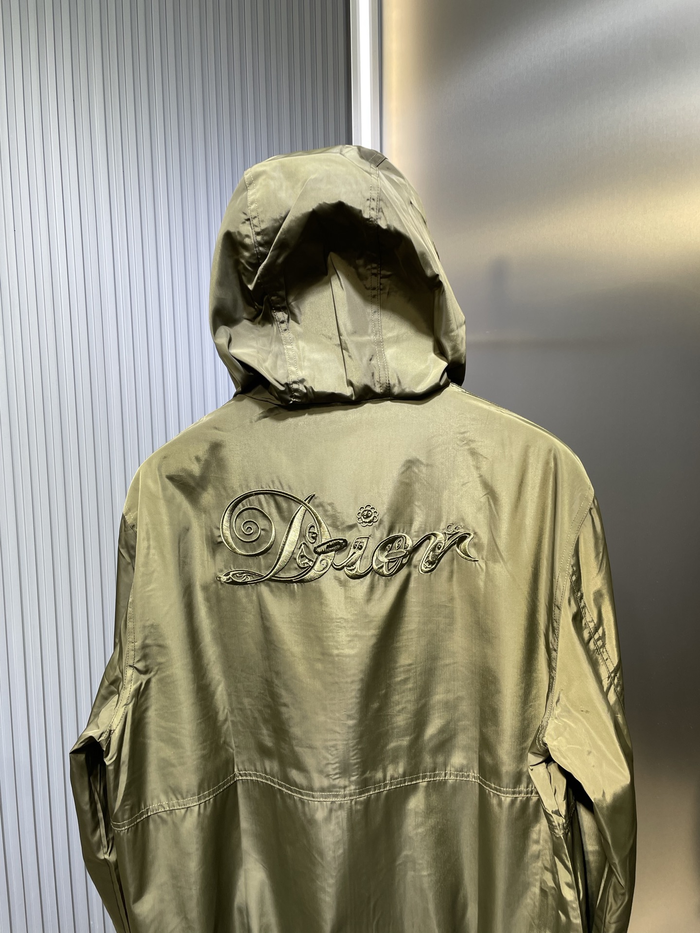 DIOR 21SS KENNY SCHARF nylon zip-up hooded jacket in navy（013C402H5149-C535）