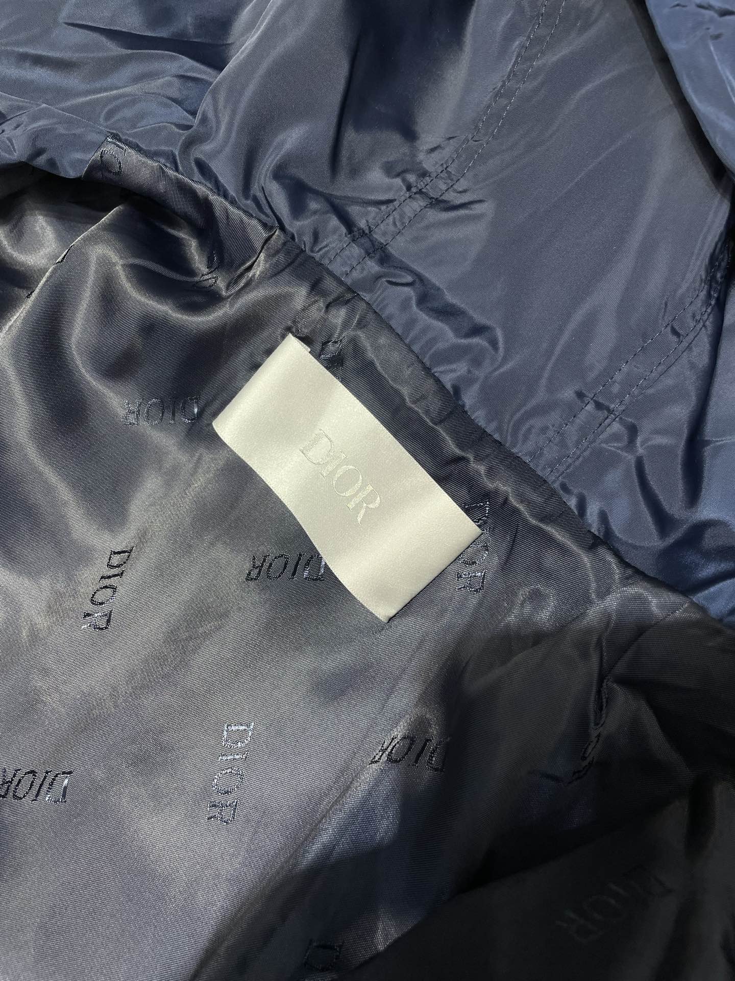 DIOR 21SS KENNY SCHARF nylon zip-up hooded jacket in navy（013C402H5149-C535）