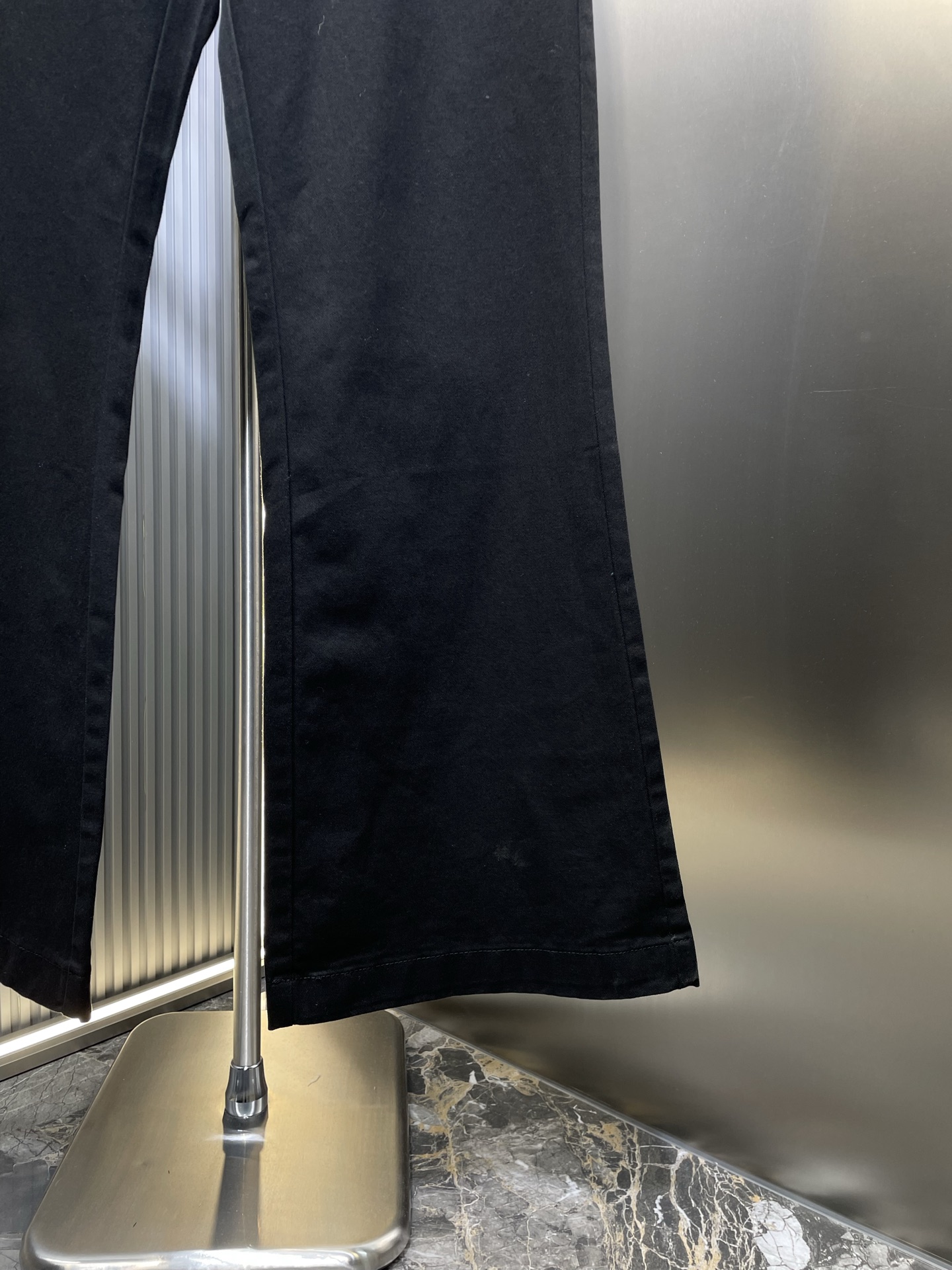 Louis Vuitton  Flared Preppy Chino Pants（1AGTO9）