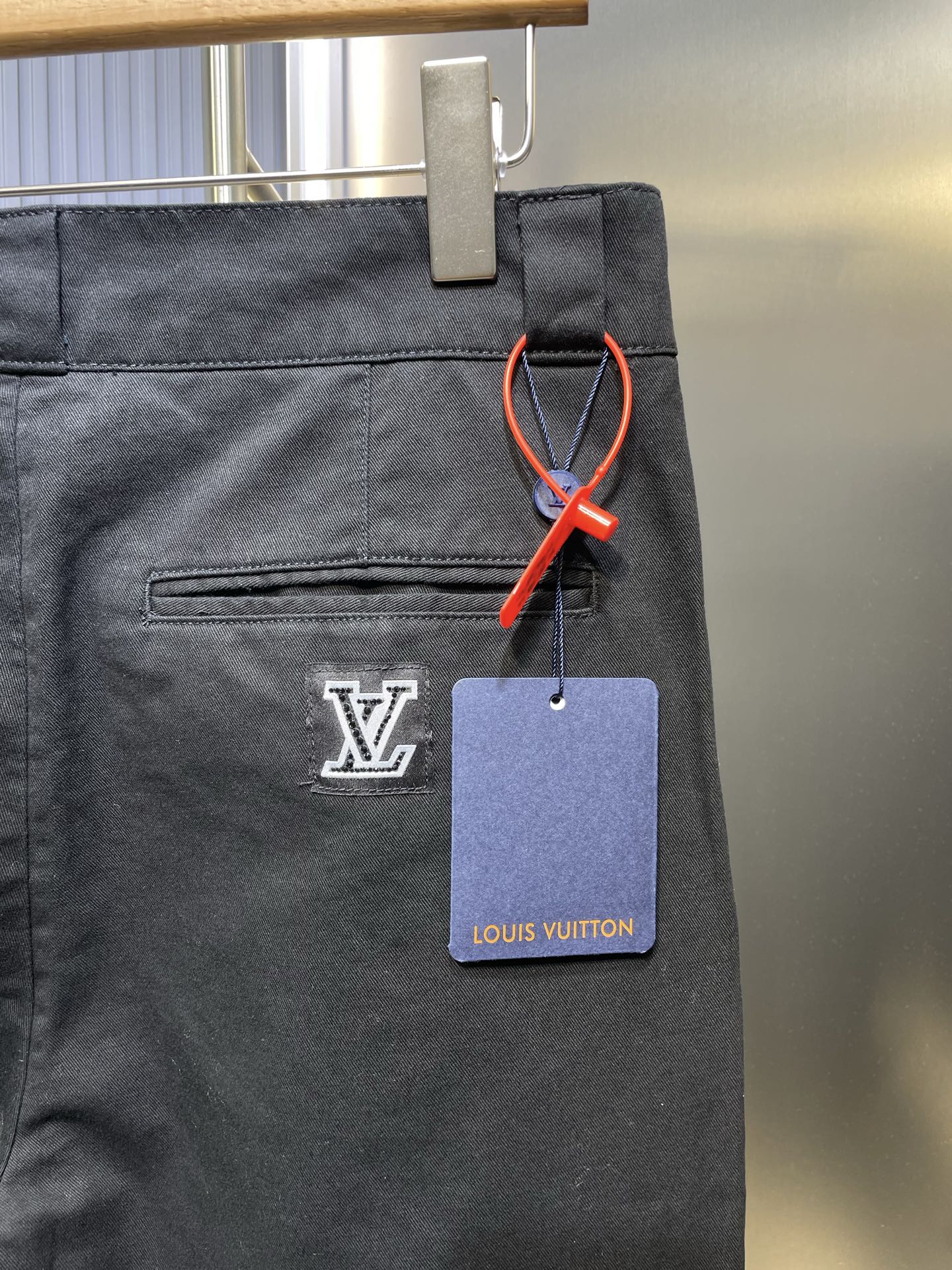 Louis Vuitton  Flared Preppy Chino Pants（1AGTO9）