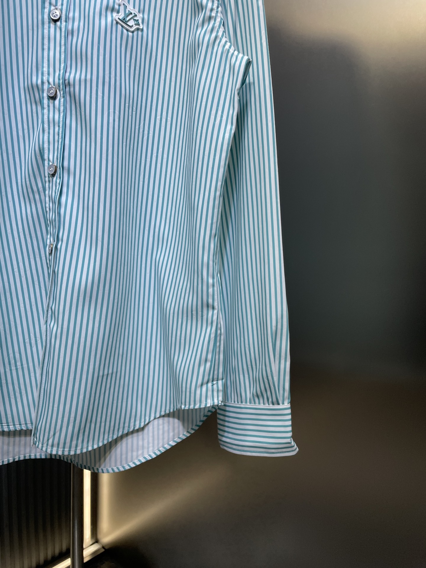 Louis Vuitton MONOGRAM striped shirt（1AHVXF）
