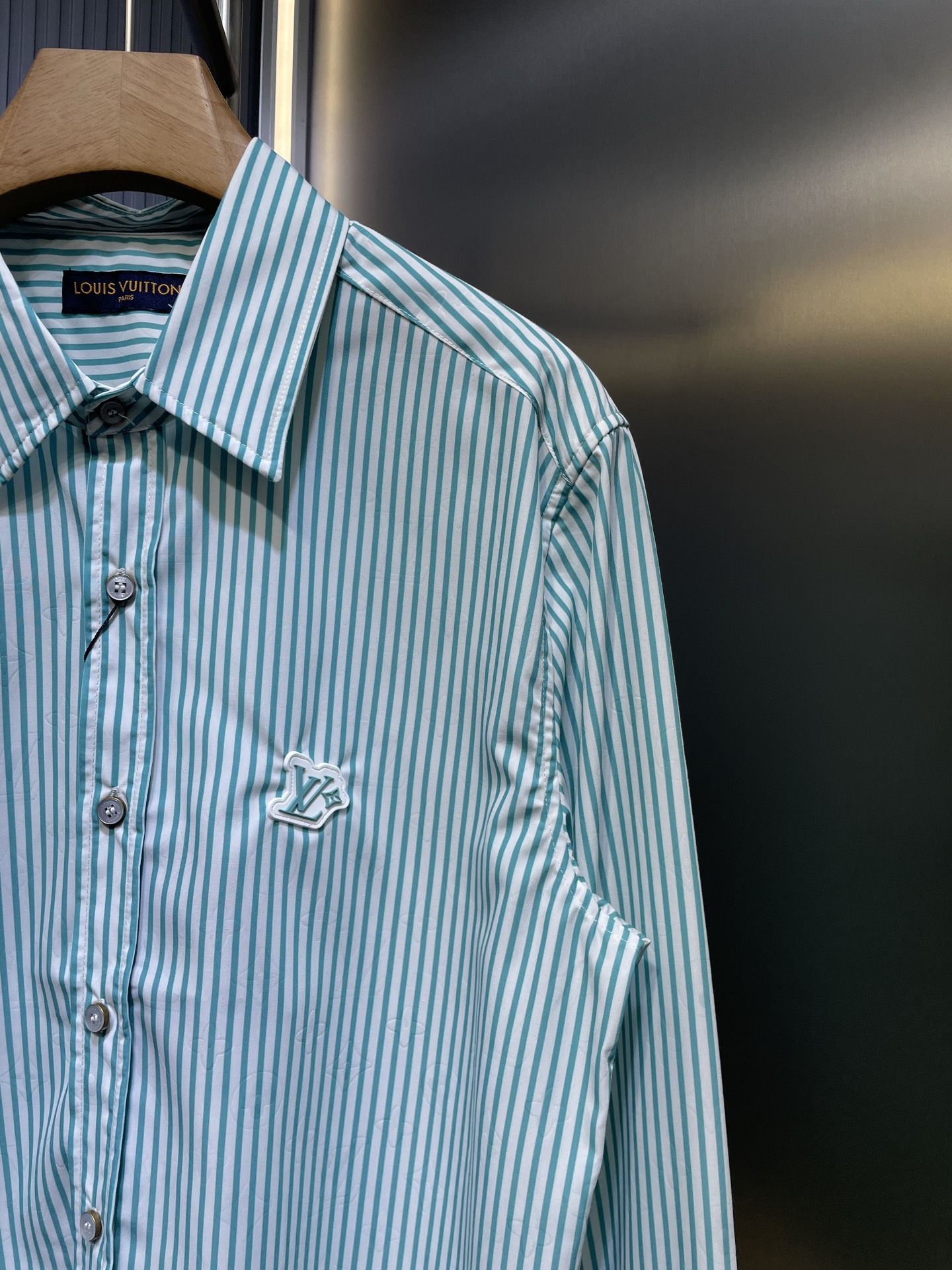 Louis Vuitton MONOGRAM striped shirt（1AHVXF）