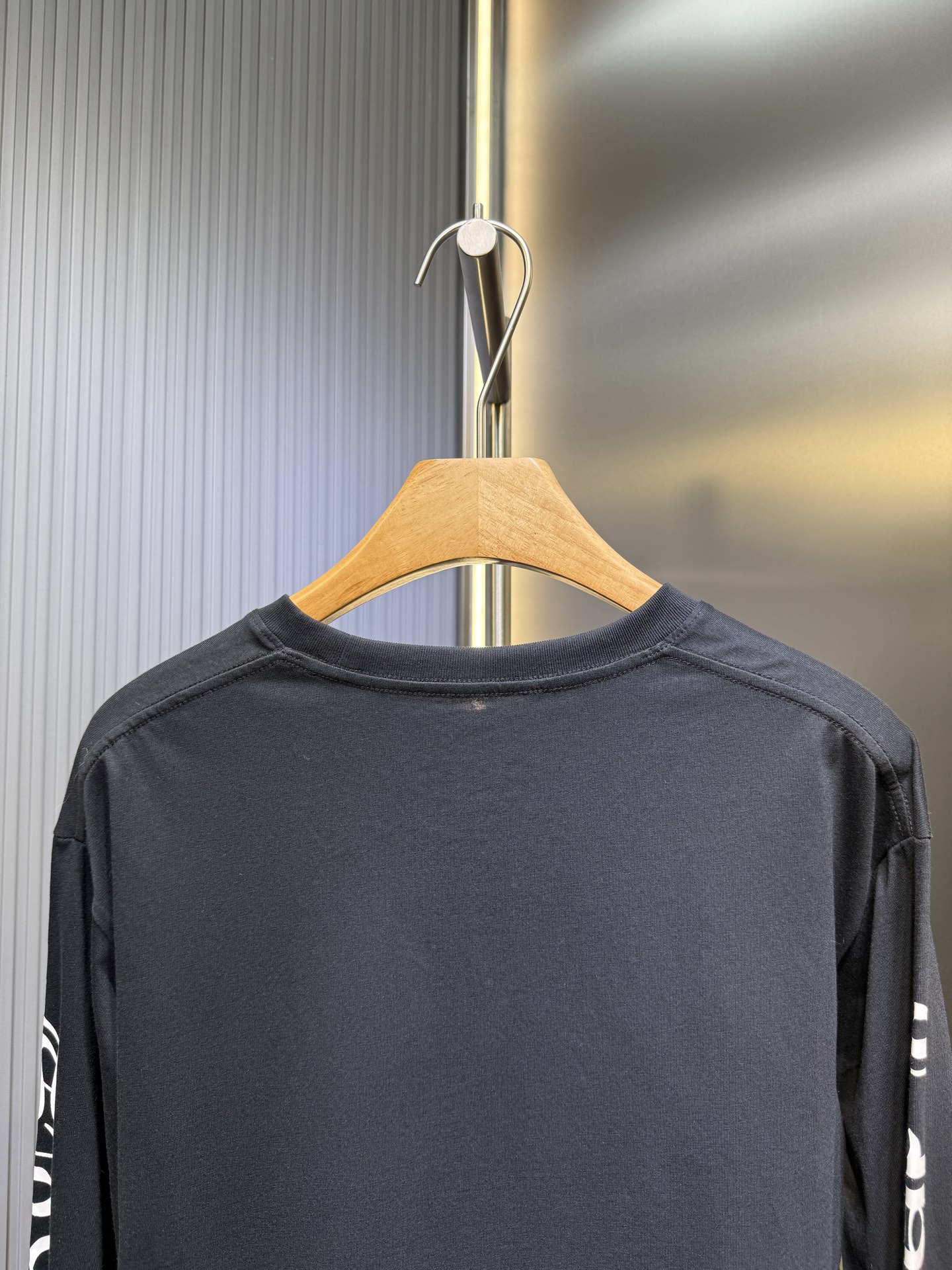 CHROME HEARTS neck logo T-shirt black x white (CH-066）