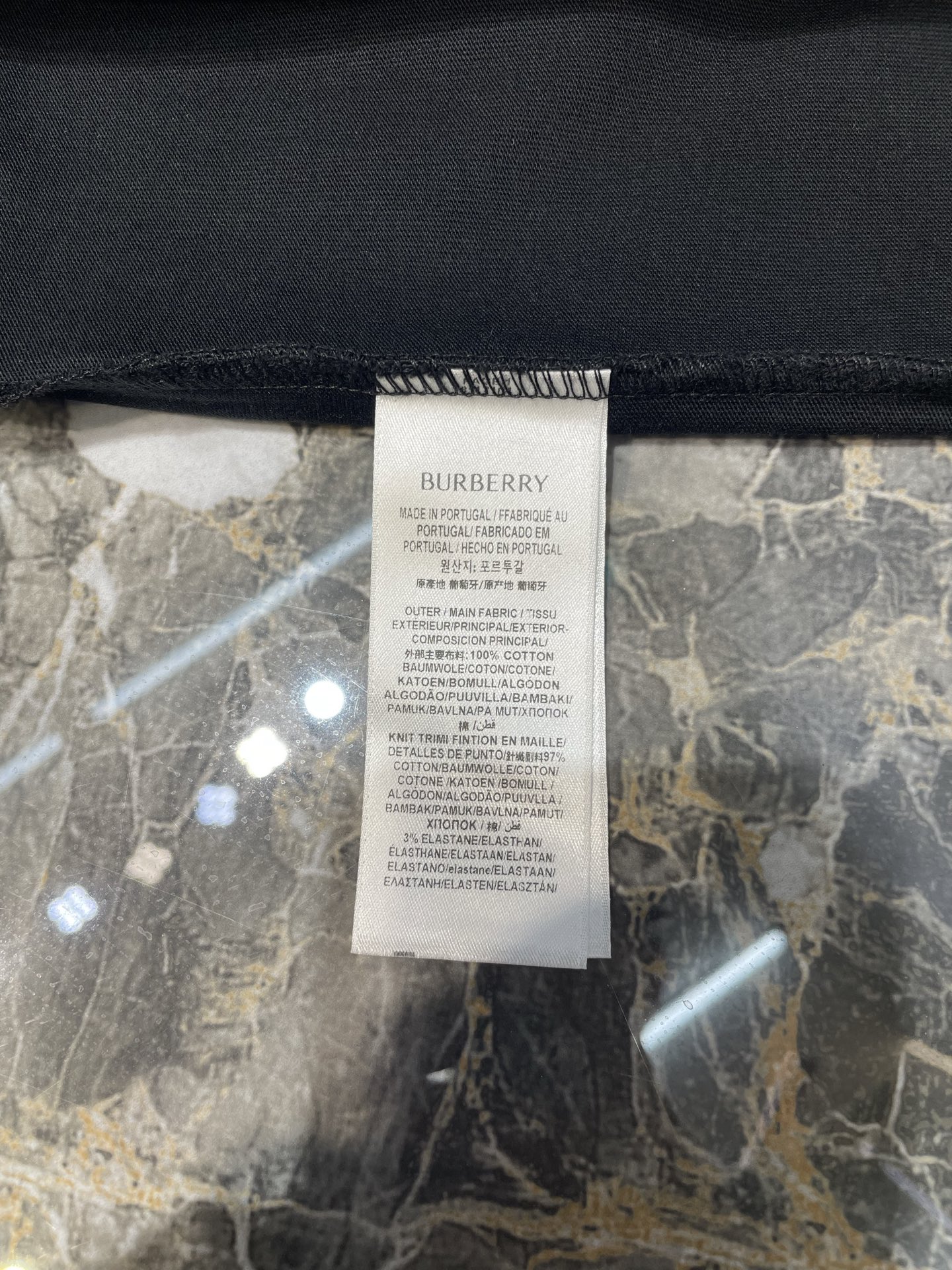 BURBERRY Long-sleeved Gothic logo cotton T-shirt（81171051）