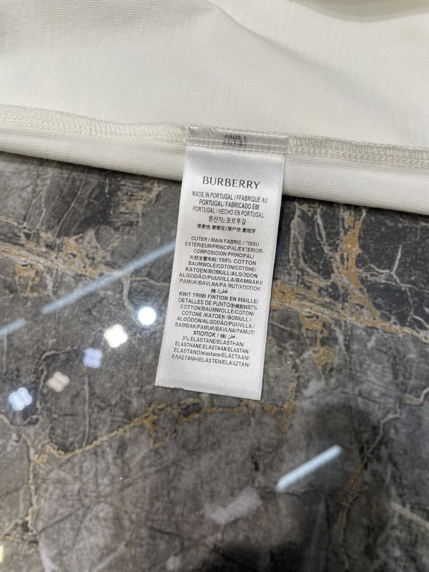 BURBERRY Long-sleeved Gothic logo cotton T-shirt（81171051）